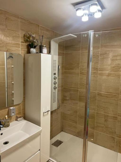 Appartement 110M2 Анмас Екстериор снимка