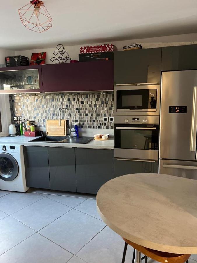 Appartement 110M2 Анмас Екстериор снимка